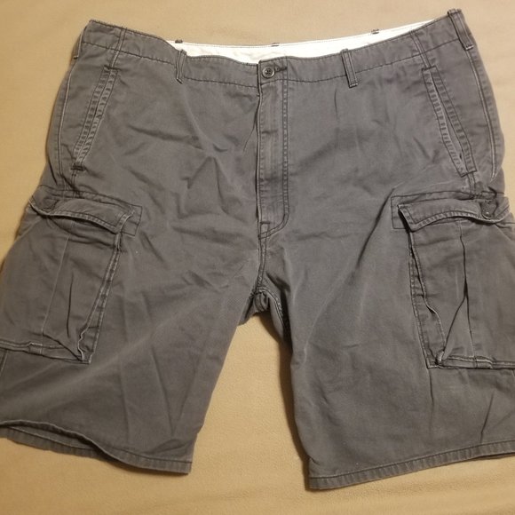 Levi size 42 men's denim shorts - Picture 2 of 7